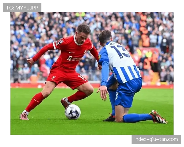 英超内战首回合：利物浦主场1-1战平曼城，萨拉赫点射扳平